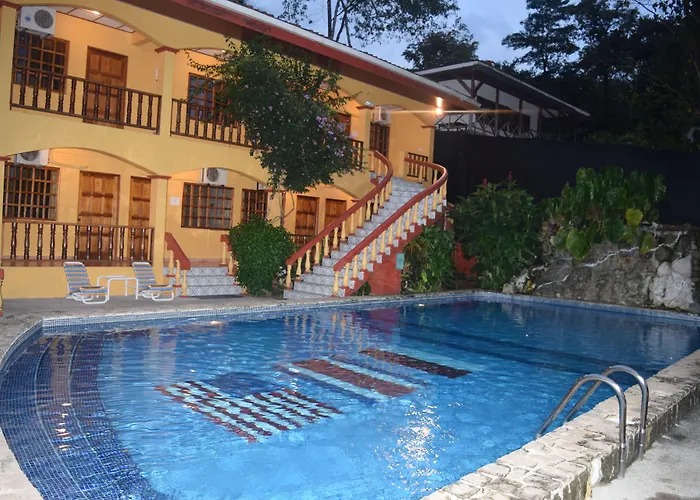 Pets Allowed Hotel Tres Banderas